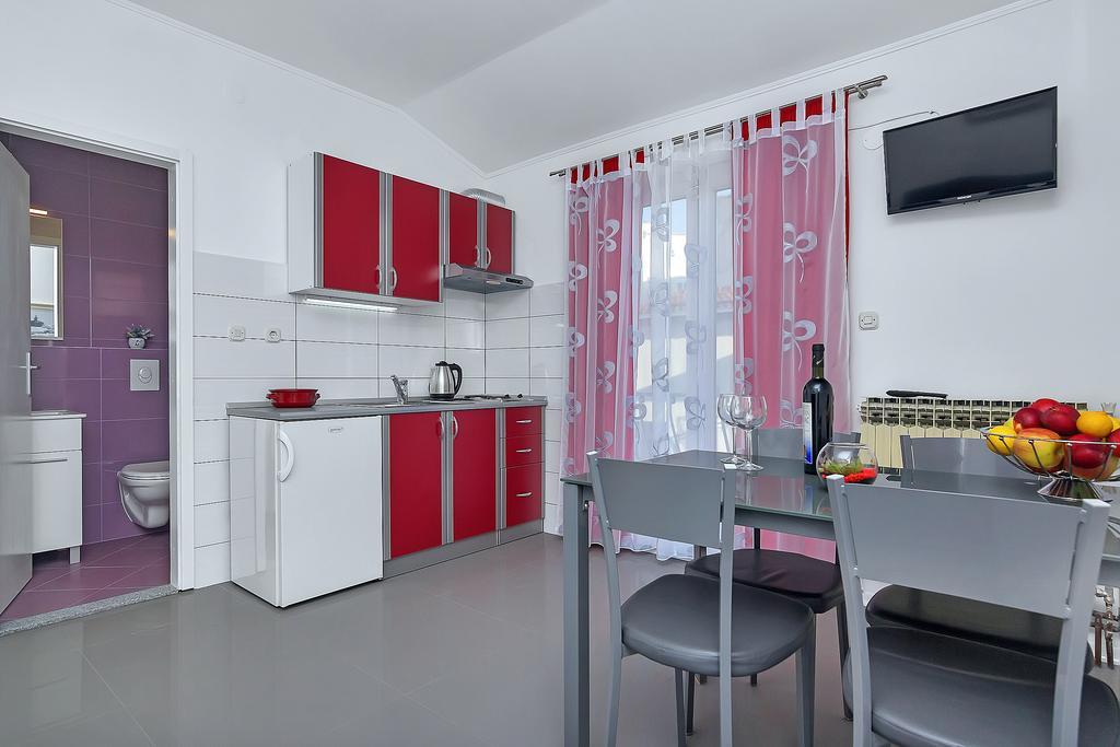 Apartments Smiljka Makarska Exterior foto